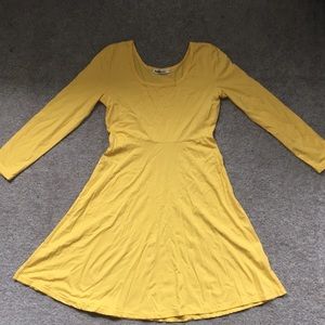 ☀️Knit skater dress - like new!